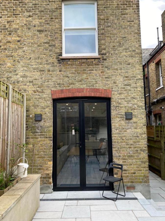 Stylish Home In Streatham. London Eksteriør bilde